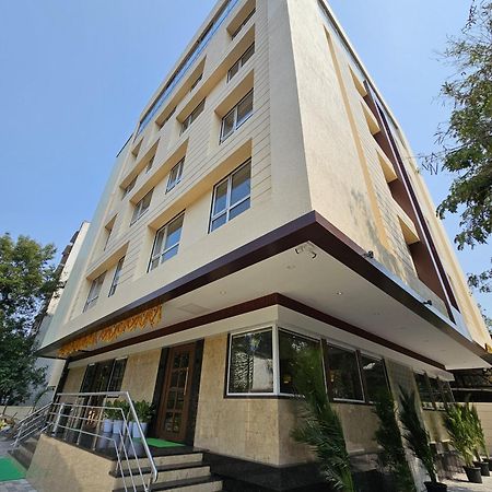 Hotel Golden Nest Тане Екстериор снимка