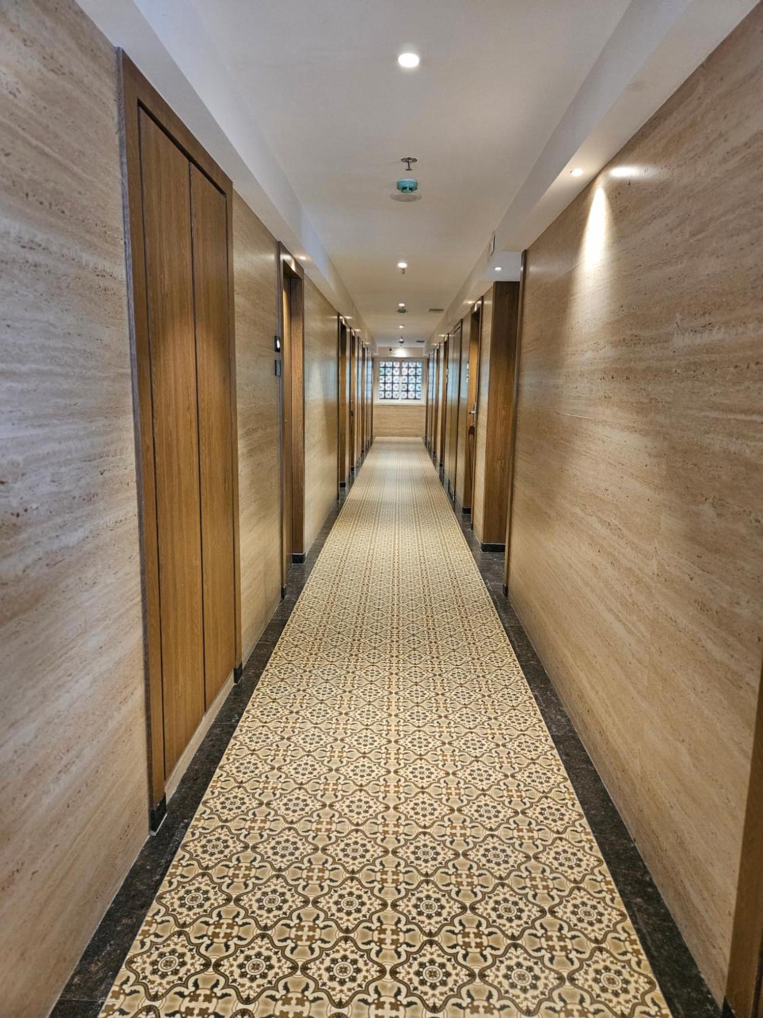 Hotel Golden Nest Тане Екстериор снимка