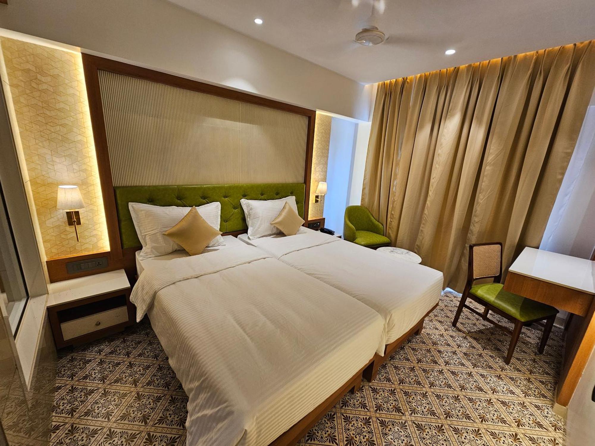 Hotel Golden Nest Тане Екстериор снимка